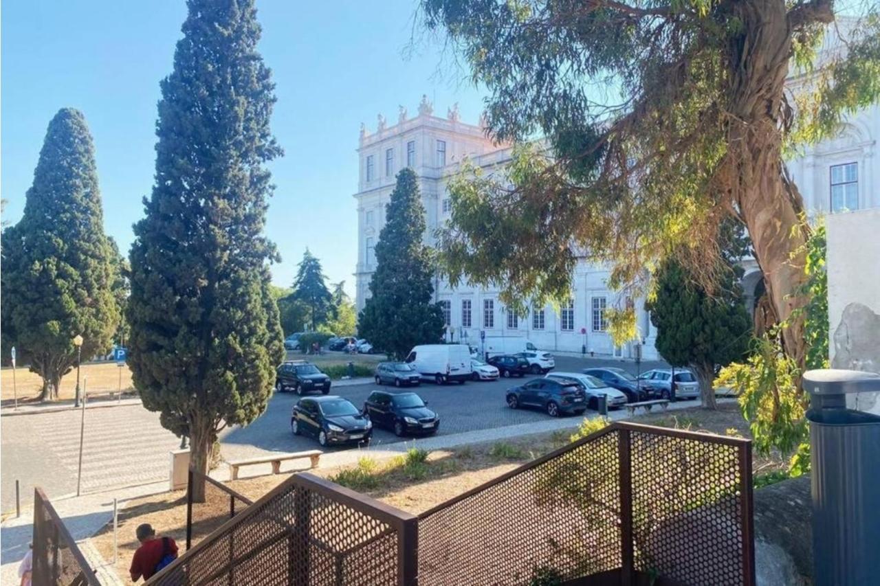 Almirante24 - Apartment With Garden - Ajuda Palace & Royal Treasure Museum Lisboa Екстериор снимка